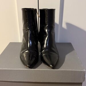 Thursday Boots Black Croc Luna 5.5
